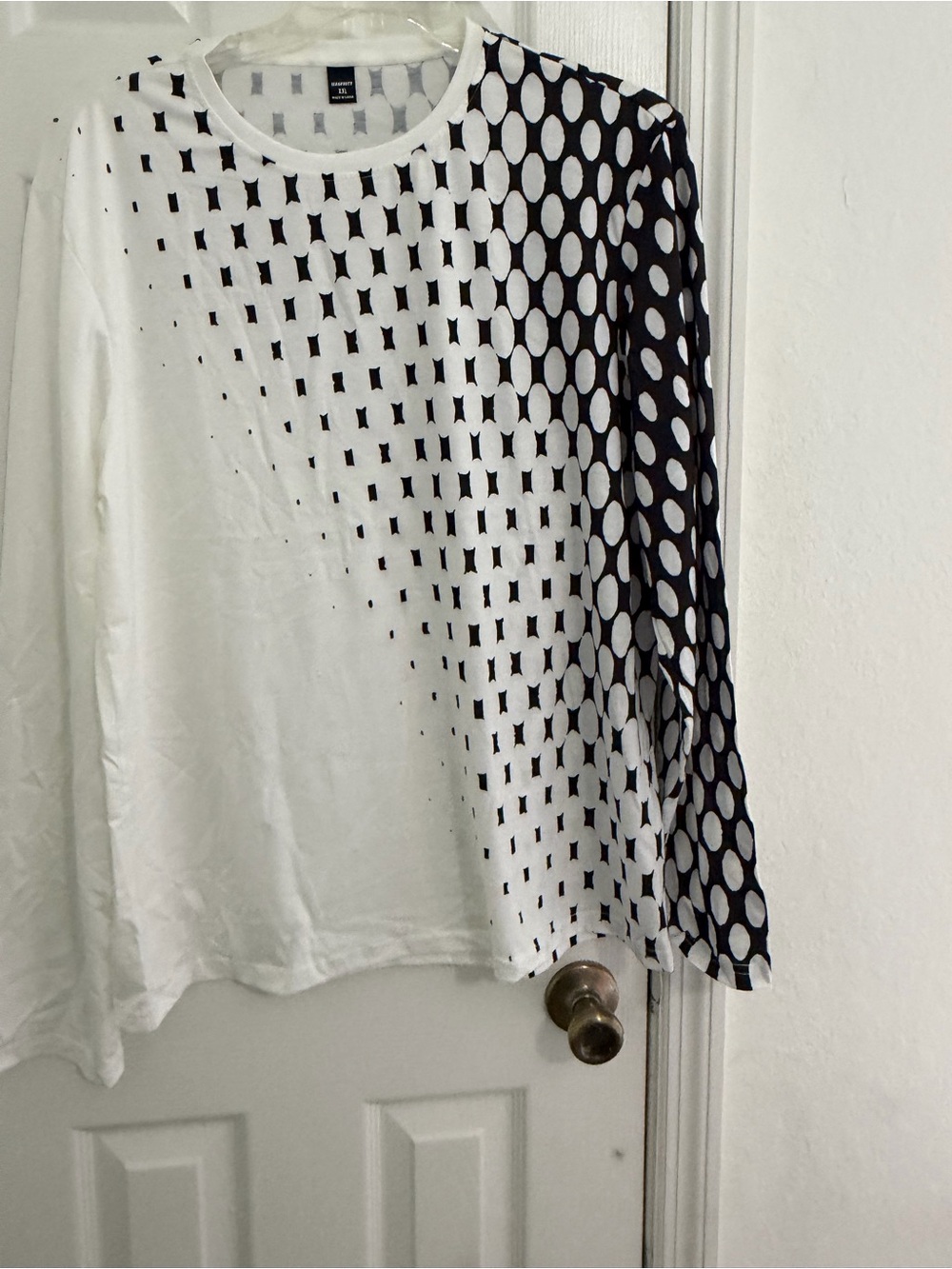 NFINITY Black and White Patterned Long Sleeve Top